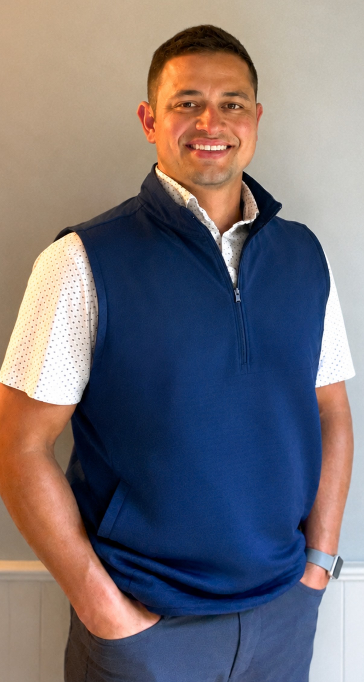 Headshot of Ethan Armour